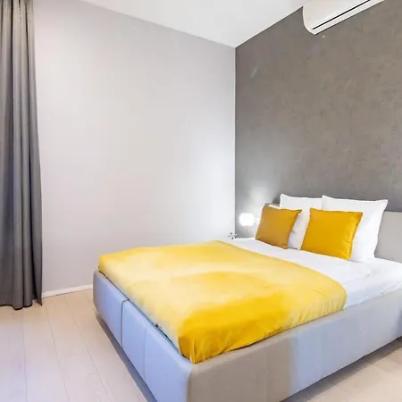 Ultra - Super Comfy - Balcony דירה בודפשט